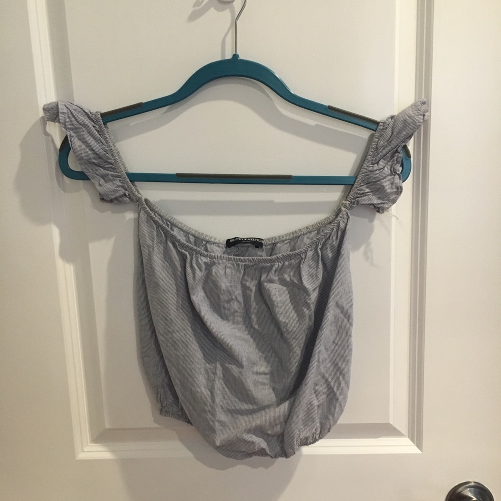 Brandy Melville off the shoulder top